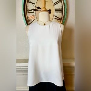 Mono Talk-White Sleeveless Top